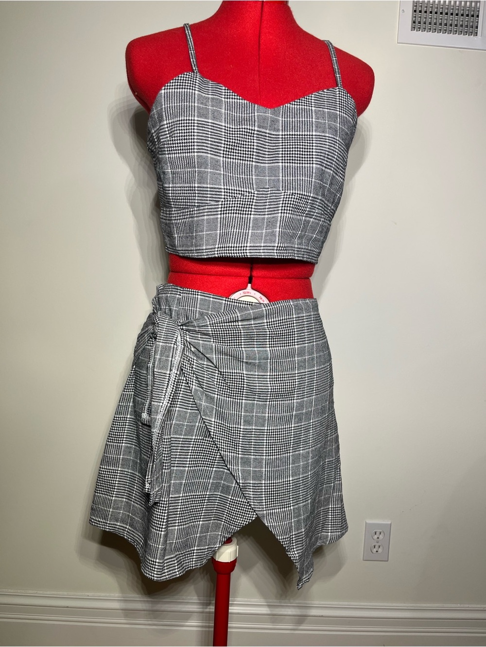 YesStyle Gray Plaid Two-Piece Skirt Set-M